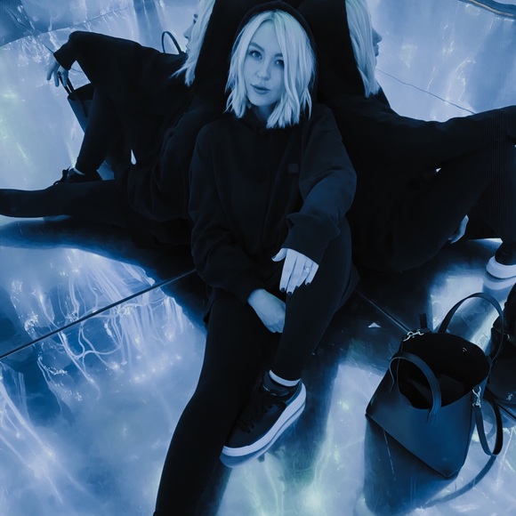 Meet your Posher, Kristeen - Picture 4 of 7